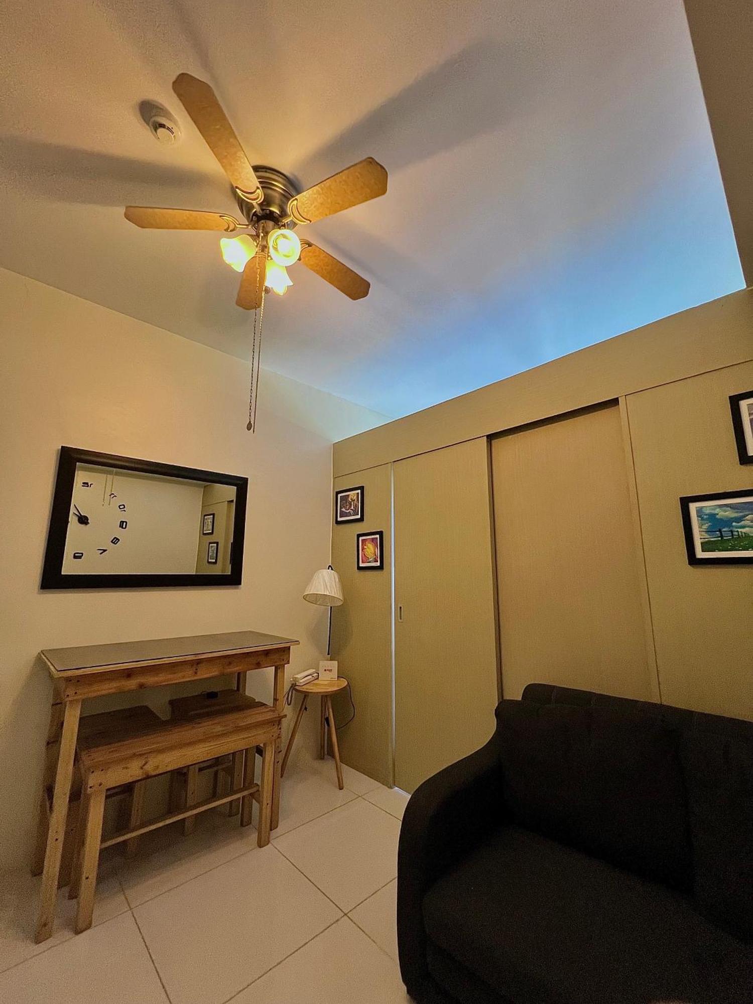 The Pallet House, Wind Residences Tagaytay Tagaytay City Exteriör bild